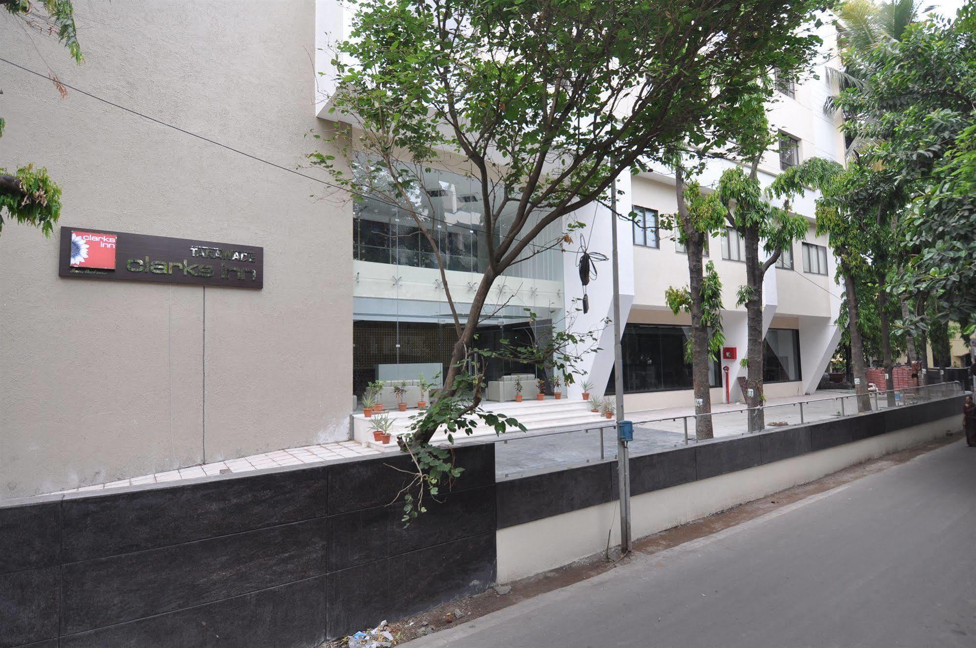 Tarawade Clarks Inn Pune Ngoại thất bức ảnh