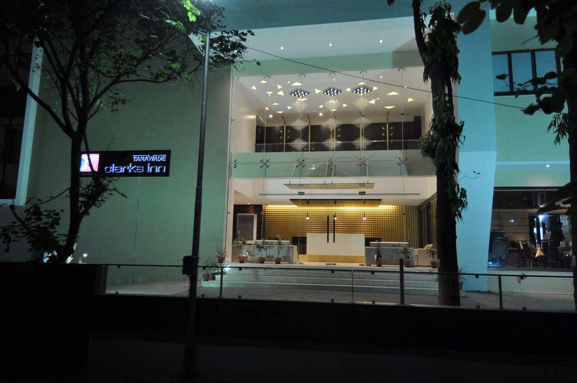 Tarawade Clarks Inn Pune Ngoại thất bức ảnh