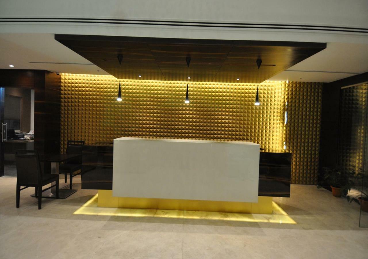Tarawade Clarks Inn Pune Ngoại thất bức ảnh